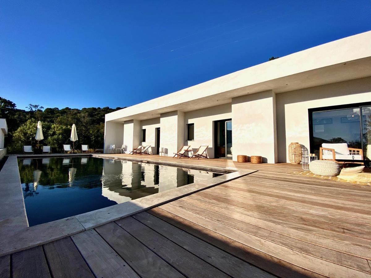 Villas De Standing Avec Magnifique Vue Mer Et Piscines Privees, Sagone Сагон Екстериор снимка