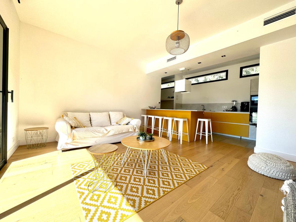 Villas De Standing Avec Magnifique Vue Mer Et Piscines Privees, Sagone Сагон Екстериор снимка