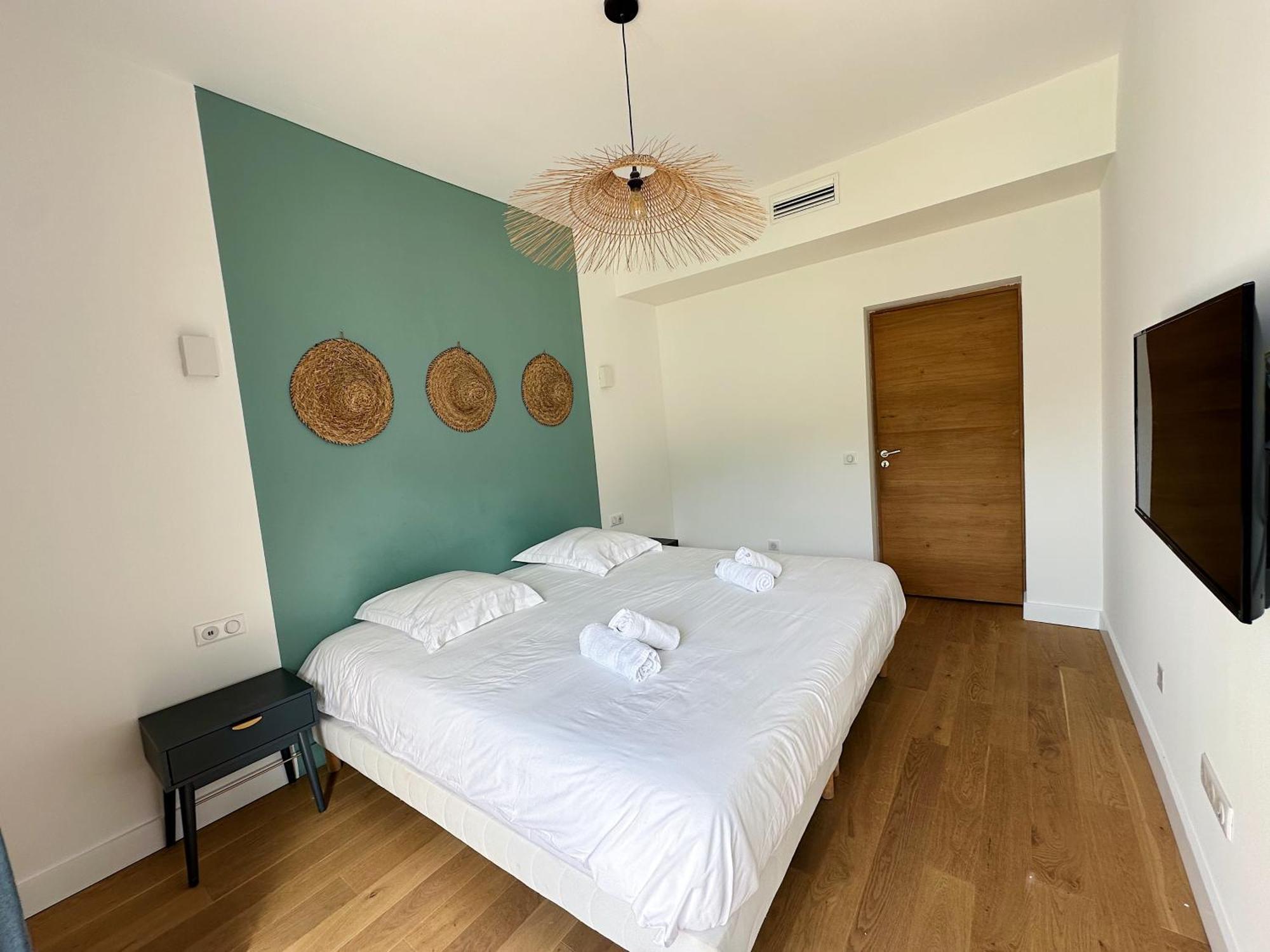 Villas De Standing Avec Magnifique Vue Mer Et Piscines Privees, Sagone Сагон Екстериор снимка
