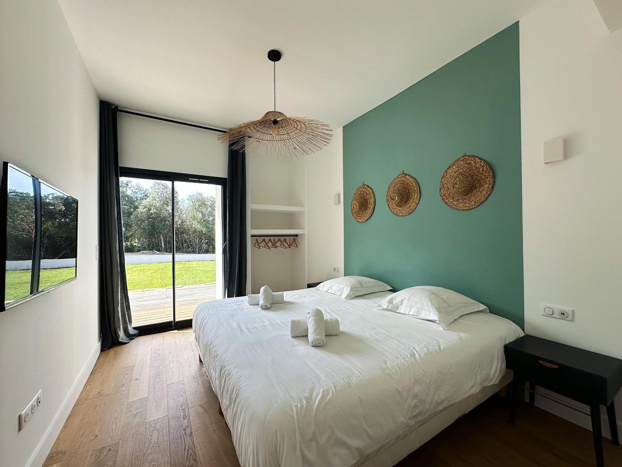 Villas De Standing Avec Magnifique Vue Mer Et Piscines Privees, Sagone Сагон Екстериор снимка