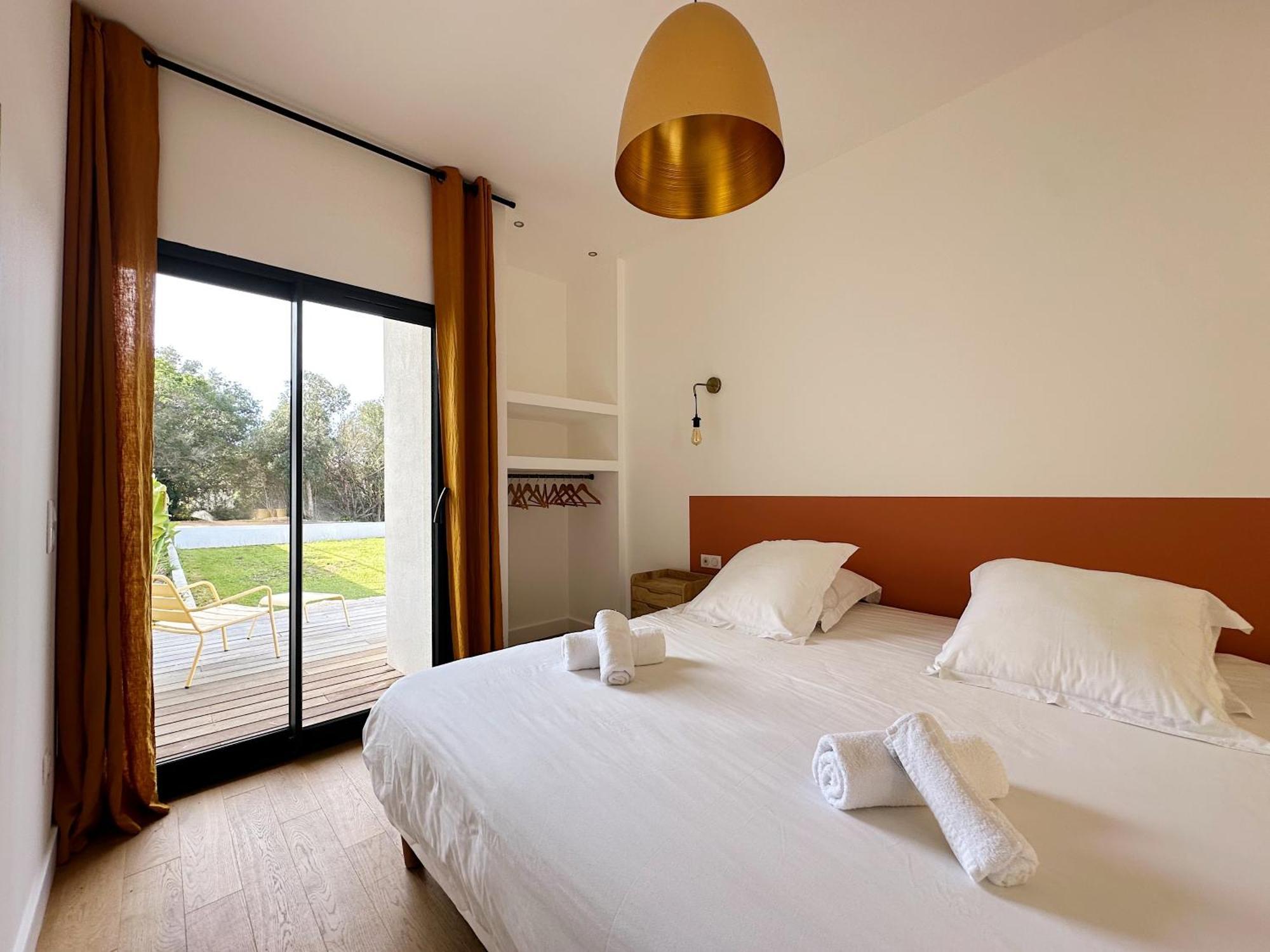 Villas De Standing Avec Magnifique Vue Mer Et Piscines Privees, Sagone Сагон Екстериор снимка